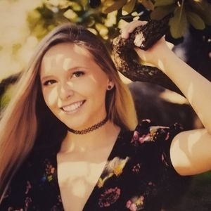 Meet your Posher, Ciara